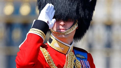 ¿Por qué el rey Carlos III celebra dos cumpleaños? El origen del desfile Trooping the Colour